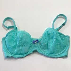 Victoria's Secret body by victoria Unlined Demi bra 34ddd